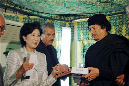 Yuriko Koike, then-head of the Japan-Libya Friendship Association meets with Qadhafi in Libya in 1979